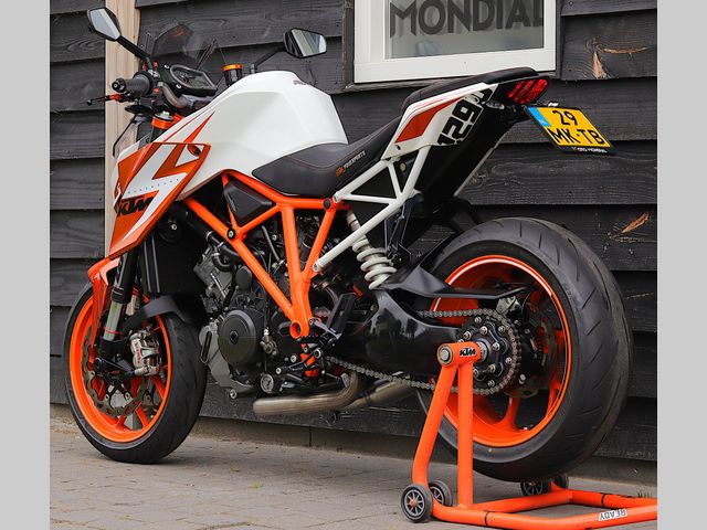 ktm - 1290-super-duke-r-se