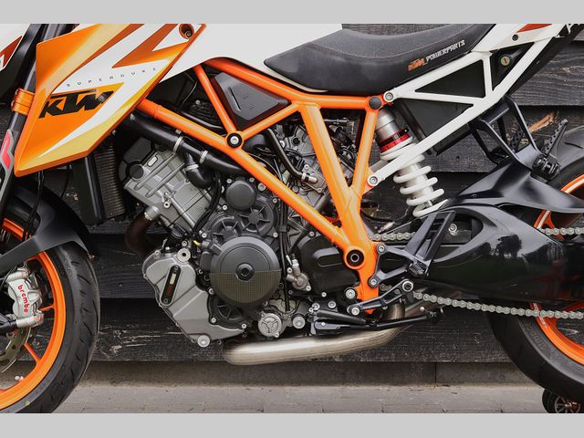 ktm - 1290-super-duke-r-se