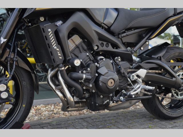 yamaha - mt-09-abs