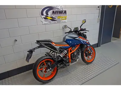 KTM 390 DUKE – foto 2