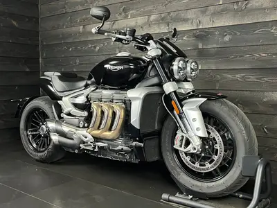 TRIUMPH ROCKET 3 R – foto 4