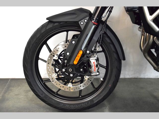 triumph - tiger-1200-gt-explorer
