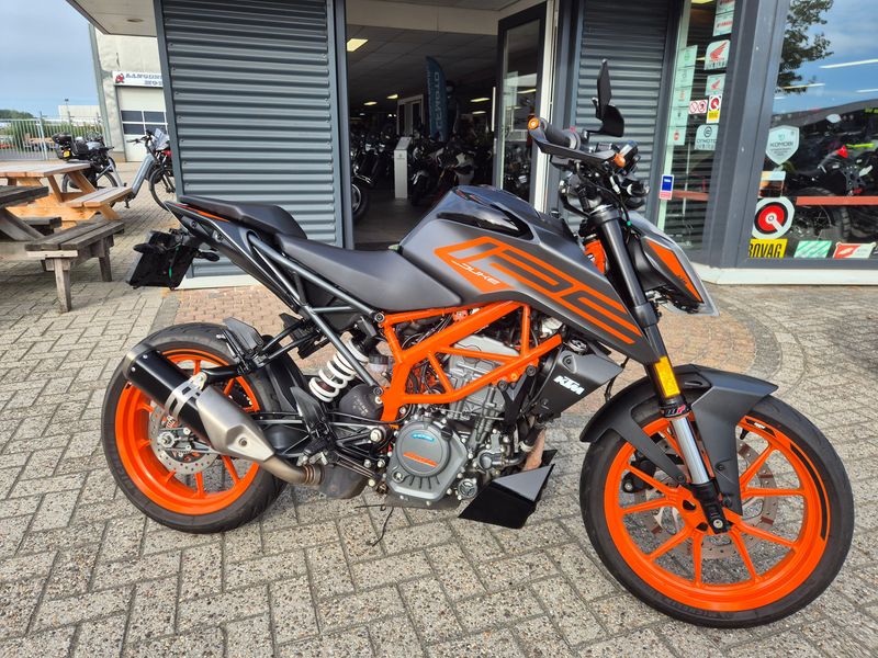 KTM 125 Duke 2021 occasion