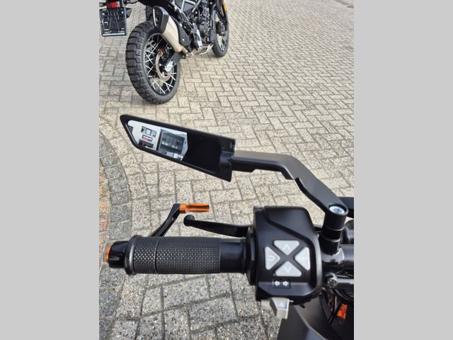 ktm - 125-duke