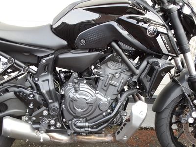YAMAHA MT 07 ABS – foto 3