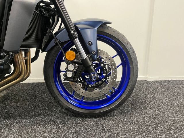 yamaha - mt-09-y-amt