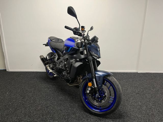yamaha - mt-09-y-amt