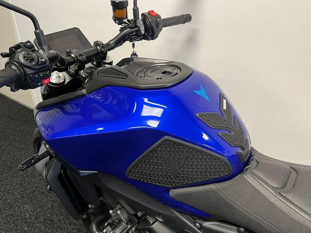 yamaha - mt-09-y-amt