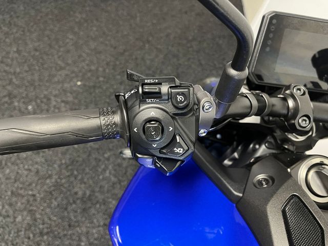 yamaha - mt-09-y-amt