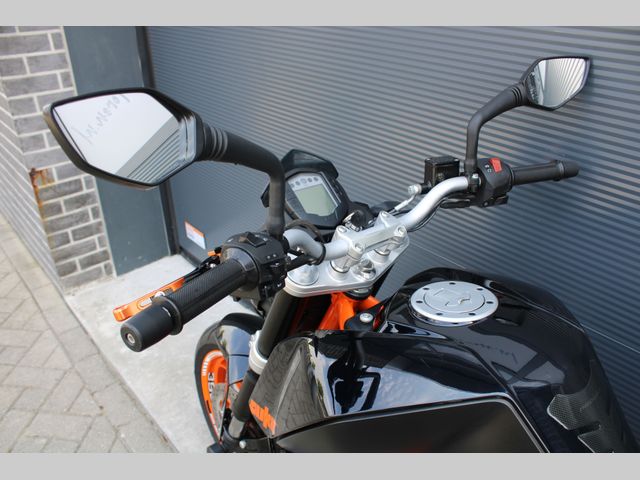 ktm - 390-duke