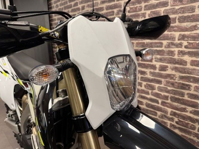 triumph - tf-250-e