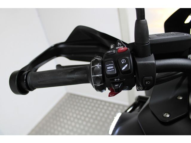 bmw - r-1250-gs-adventure