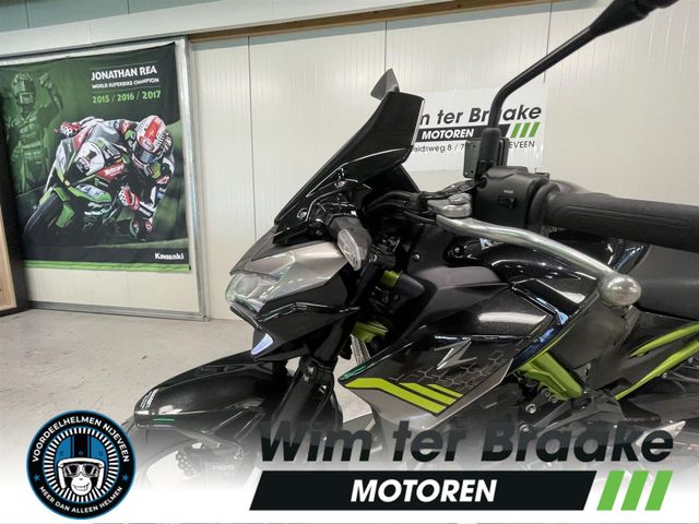 kawasaki - z900