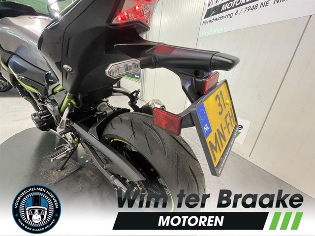 kawasaki - z900