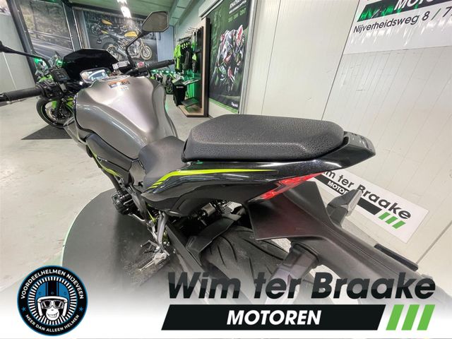kawasaki - z900