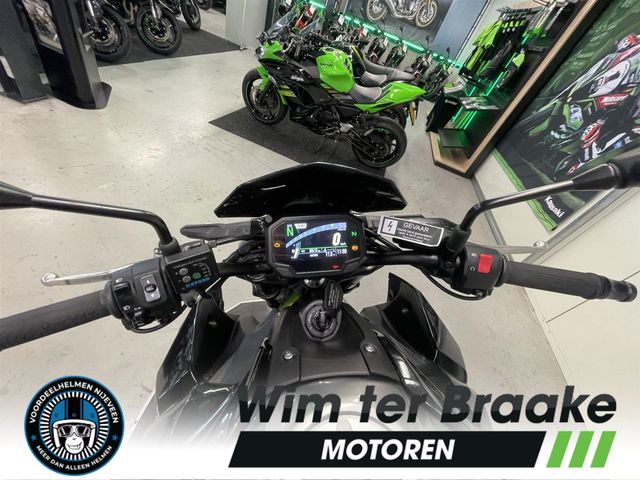 kawasaki - z900