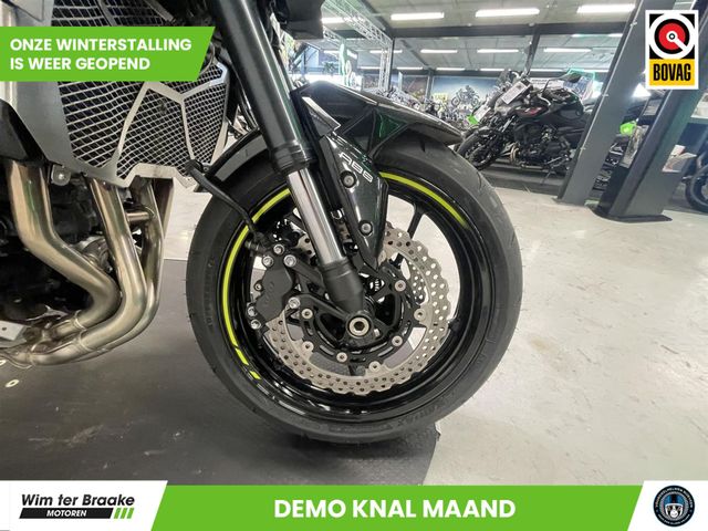 kawasaki - z900