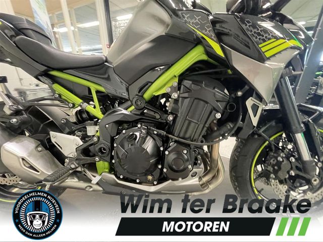 kawasaki - z900
