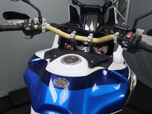 honda - crf-1000-l-africa-twin-dct