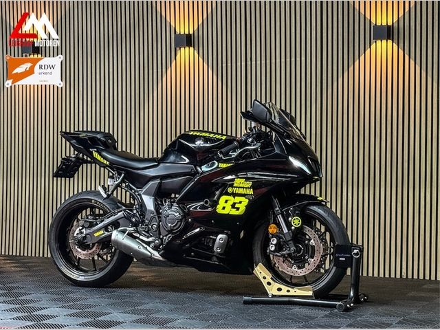yamaha - r7