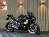 YAMAHA R7