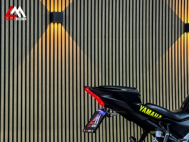 yamaha - r7
