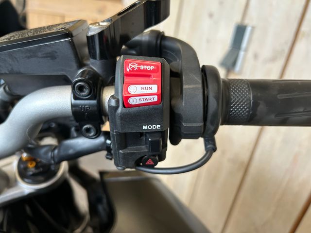 yamaha - mt-10