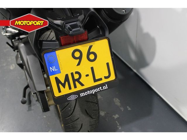 yamaha - tmax-tech-max-560