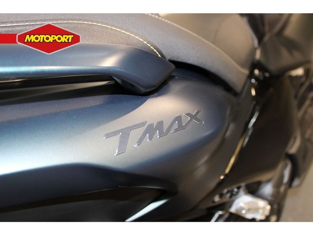 yamaha - tmax-tech-max-560