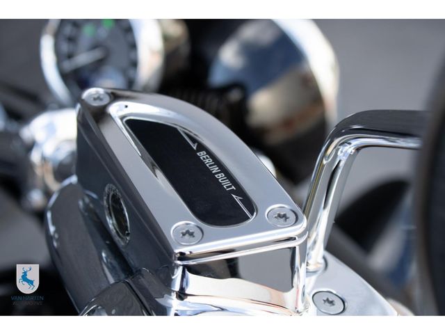 bmw - r-18-100-years