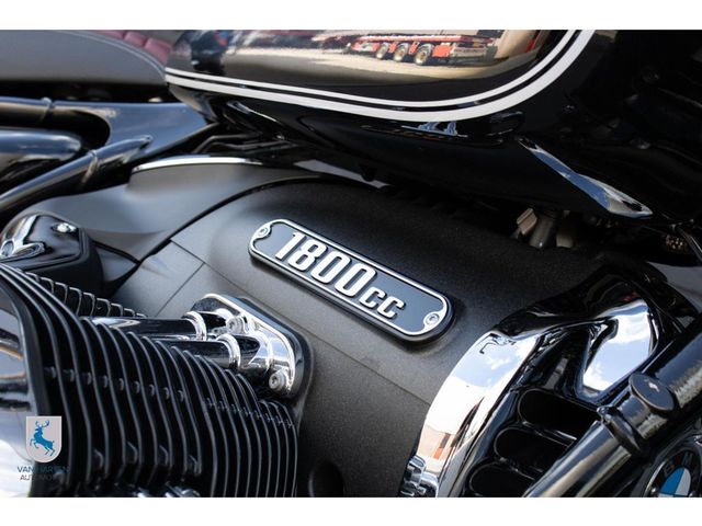 bmw - r-18-100-years