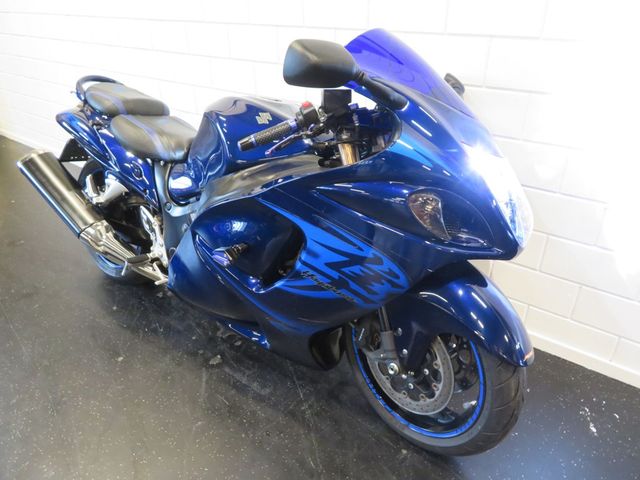 suzuki - gsx-r-1300-hayabusa