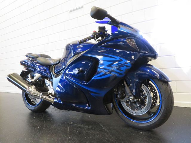 suzuki - gsx-r-1300-hayabusa