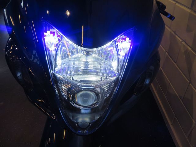 suzuki - gsx-r-1300-hayabusa