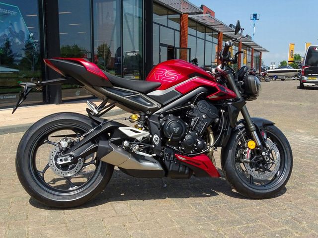 triumph - street-triple-rs
