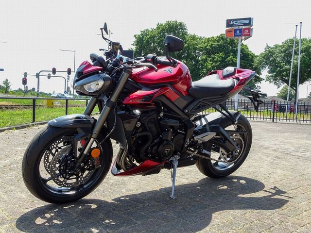 triumph - street-triple-rs