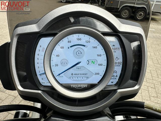 triumph - scrambler-1200-xe