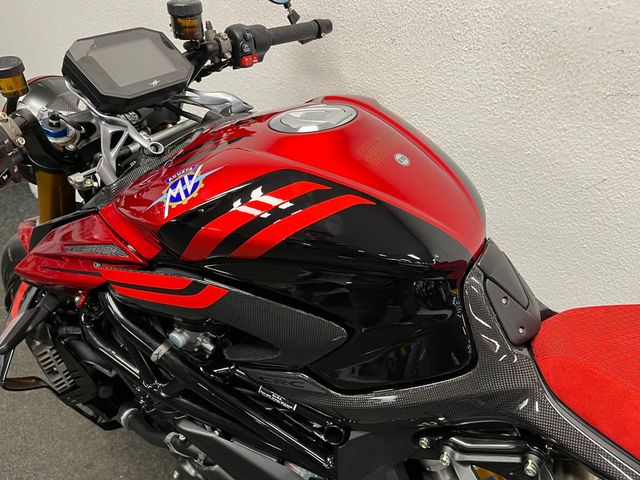 mv-agusta - rush-1000