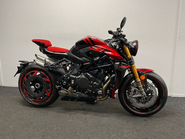 mv-agusta - rush-1000