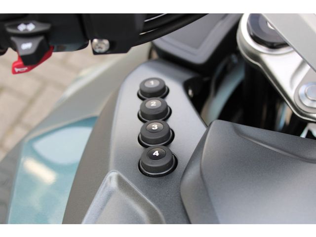 bmw - r-1300-rt