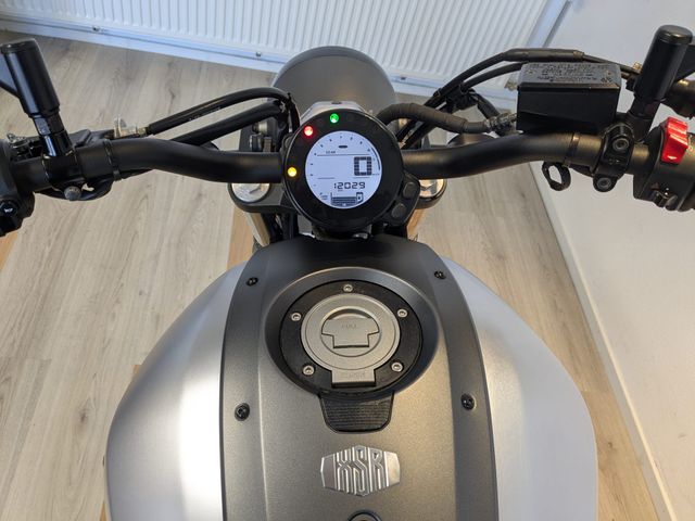 yamaha - xsr-700-abs