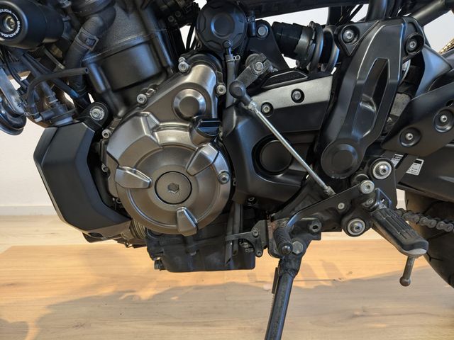 yamaha - xsr-700-abs