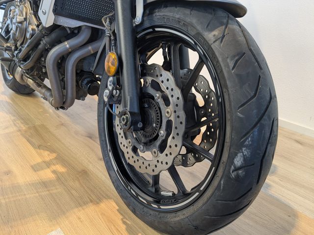 yamaha - xsr-700-abs