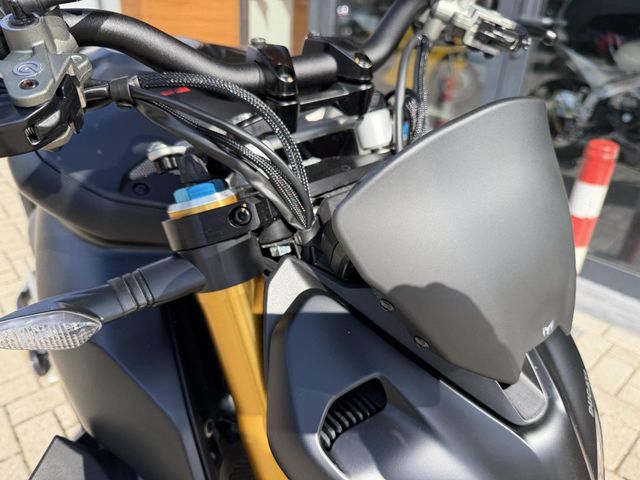 ducati - streetfighter-v4s