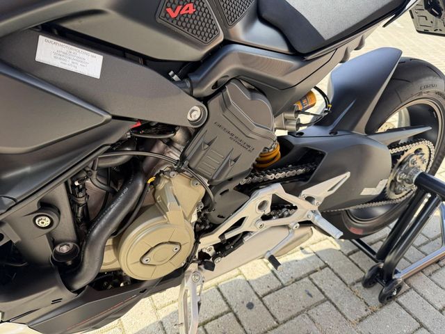 ducati - streetfighter-v4s