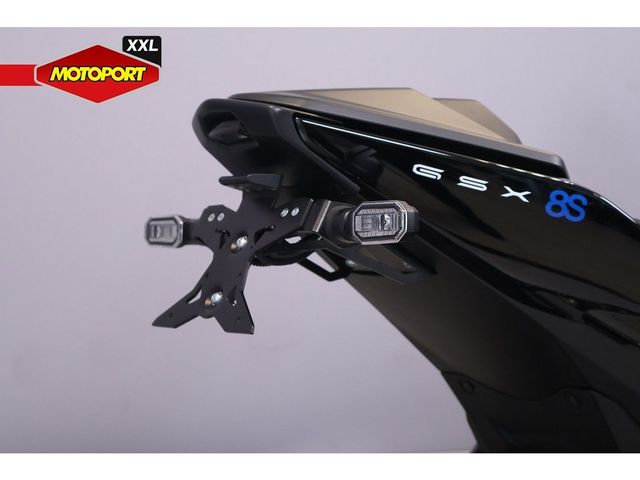 suzuki - gsx-8s