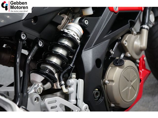 aprilia - sl-750-shiver