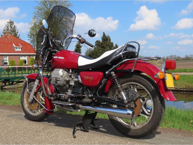 moto-guzzi - california-2