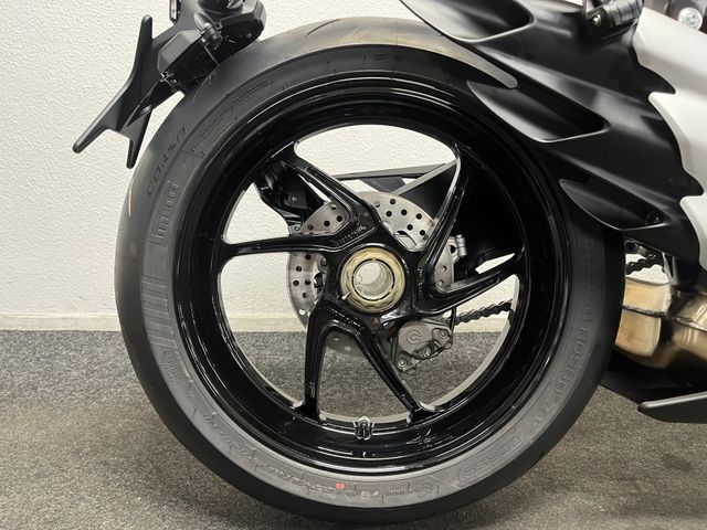 mv-agusta - superveloce-800