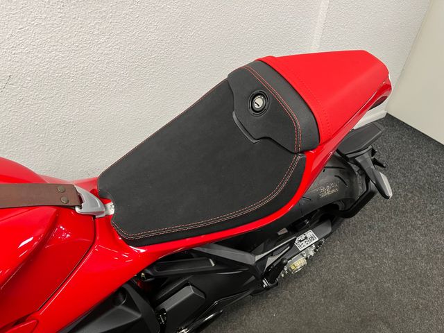 mv-agusta - superveloce-800